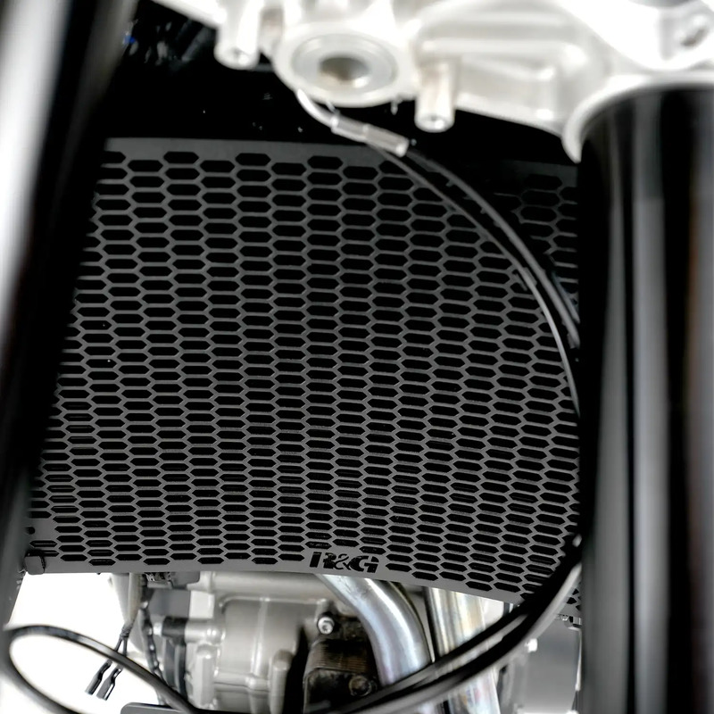 OSŁONA CHŁODNICY RG RACING PRO KOVE 800X PRO 24- BLACK