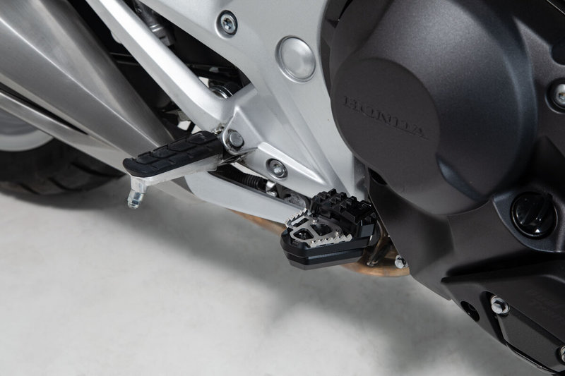 PRZEDŁUŻENIE PEDAŁU HAMULCA SW-MOTECH HONDA NC750X YAMAHA MT-07/XSR700/TRAC700 BLACK