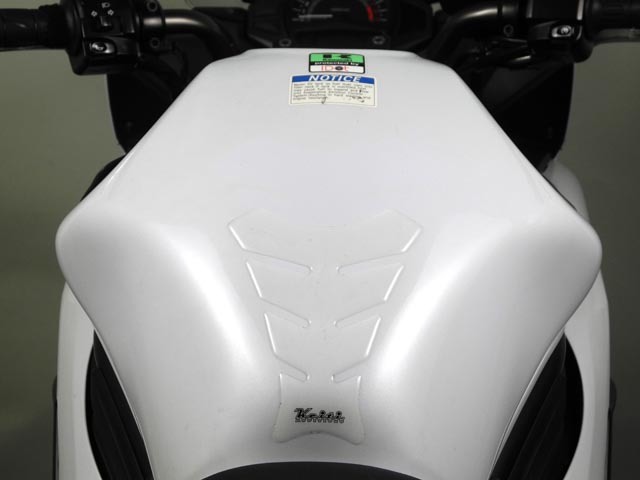 NAKLEJKA NA BAK TANKPAD KEITI SMALL CLEAR