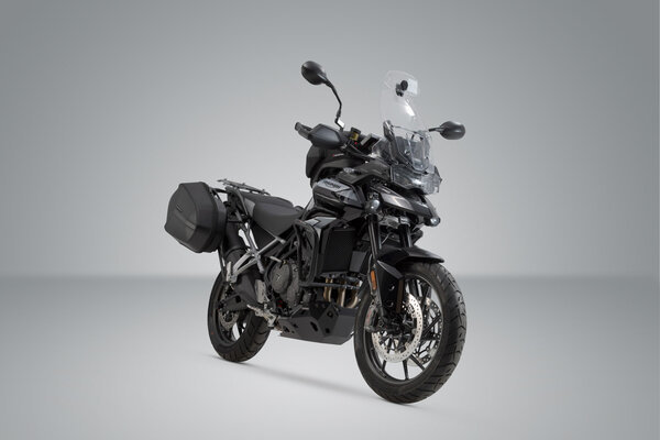 ZESTAW KUFRÓW BOCZNYCH AERO ABS I STELAŻY SW-MOTECH TRIUMPH TIGER 900/ GT/ RALLY/ PRO (19-23) 2X25L