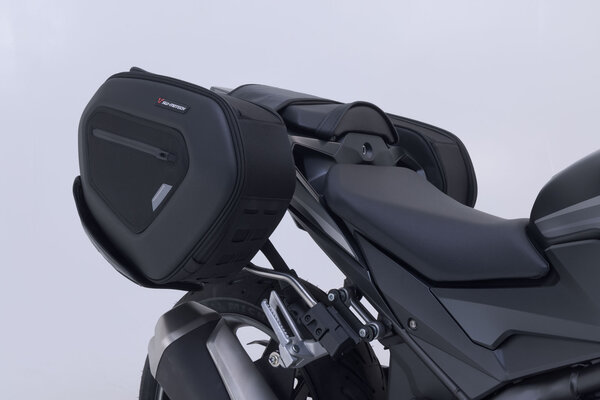 ZESTAW SAKW PRO BLAZE H I STELAŻY SW-MOTECH HONDA CBR300R, CBR500R/ CB500F (16-) BLACK