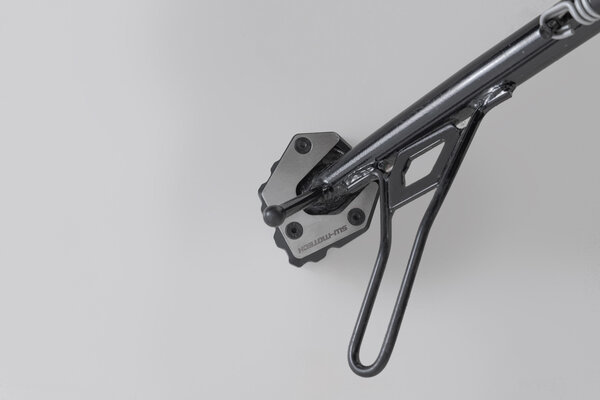 NAKŁADKA NÓŻKI BOCZNEJ SW-MOTECH MOTO GUZZI V85 TT (24-) BLACK/SILVER