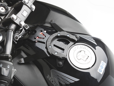 UCHWYT MOCUJĄCY TANKRING EVO SW-MOTECH HONDA CB 500 F (12-16) BLACK