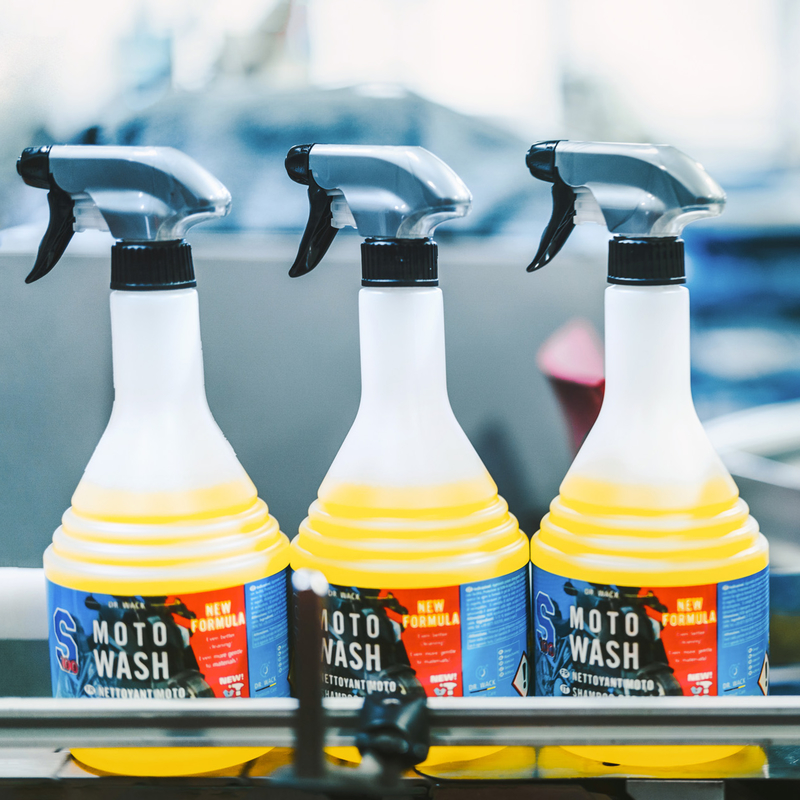 ŚRODEK DO CZYSZCZENIA MOTOCYKLA S100 MOTO WASH 750ML