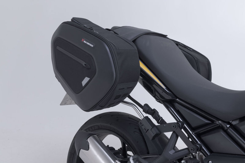 ZESTAW SAKW PRO BLAZE I STELAŻY SW-MOTECH TRIUMPH TIGER SPORT 660 (21-) / 800 (24-) BLACK