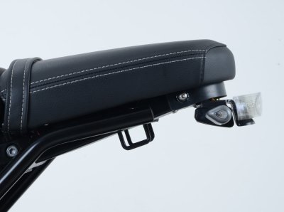 MOCOWANIE TABLICY REJESTRACYJNEJ RG RACING BMW R NINE T Z SIEDZNIEM PASAŻERA