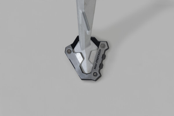 NAKŁADKA NÓŻKI BOCZNEJ SW-MOTECH BMW F 900 GS (23-) BLACK/SILVER