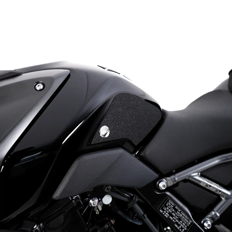 NAKLEJKA NA BAK TANKPAD ANTYPOŚLIZGOWY 2 CZĘŚCI RG RACING TANK TRACTION GRIPS FOR SUZUKI GSX-8S 23-