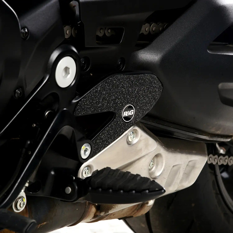 OSŁONA WAHACZA RG RACING DUCATI V4 DIAVEL 23- MOTO GUZZI V100 MANDELLO 23-