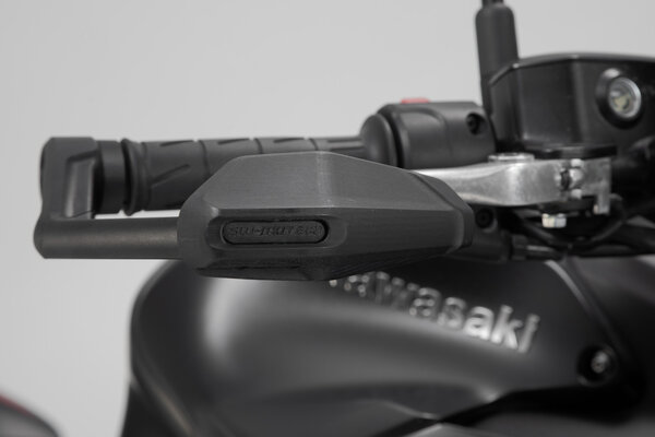 OSŁONA DŹWIGNI Z OWIEWKĄ SW-MOTECH KAWASAKI MODELS, YAMAHA MT-09 (23-) BLACK