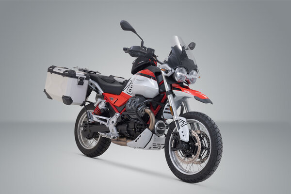 ZESTAW KUFRÓW BOCZNYCH TRAX ADV I STELAŻY SW-MOTECH MOTO GUZZI V85 TT / STRADA (24-) SILVER 37/45L