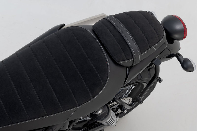 ZESTAW SAKWA I STELAŻ LEGEND GEAR LC BLACK EDITION SW-MOTECH TRIUMPH STREET SCRAMBLER (16-)