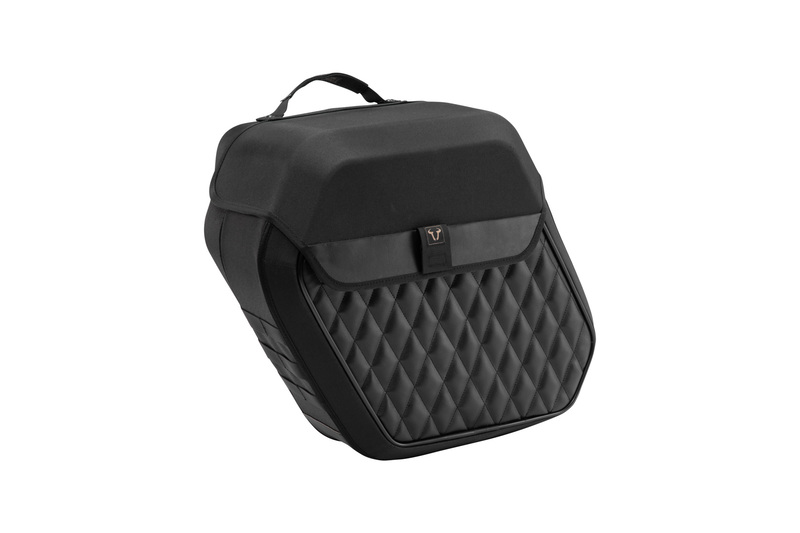 ZESTAW SAKWA I STELAŻ LEGEND GEAR SW-MOTECH HARLEY-DAVIDSON SOFTAIL FAT BOB (17-) BLACK
