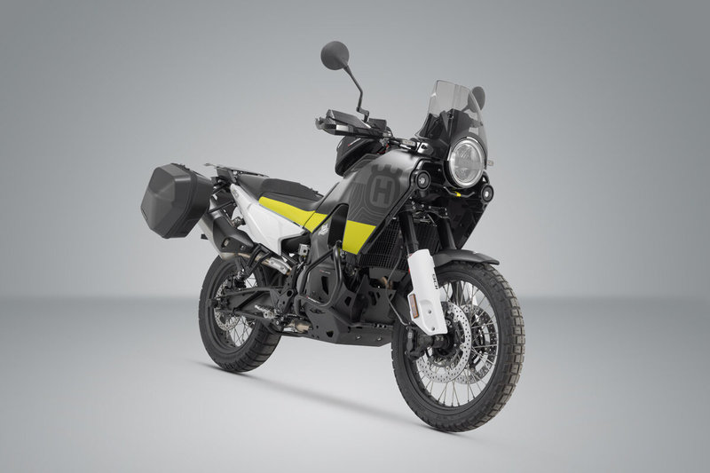 ZESTAW SAKW PRO BLAZE I STELAŻY SW-MOTECH YAMAHA YZF-R7 (21-) BLACK