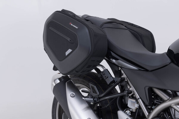 ZESTAW SAKW PRO BLAZE H I STELAŻY SW-MOTECH SUZUKI SV650 ABS (15-), SV650 X (18-) BLACK