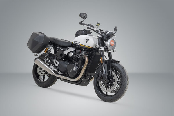 ZESTAW KUFRA BOCZNEGO URBAN ABS I STELAŻA SW-MOTECH 2X 16.5 L. TRIUMPH SPEED TWIN 1200 (18-)