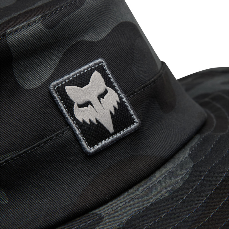 KAPELUSZ FOX BASE OVER SUN BLACK CAMO