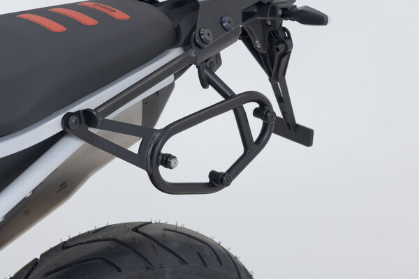 ZESTAW SAKWA I STELAŻ SYSBAG WP M SW-MOTECH BMW F 900 GS (23-) BLACK