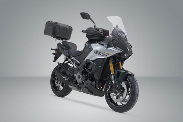 ZESTAW KUFRA CENTRALNEGO SW-MOTECH DUSC L SUZUKI GSX-S1000GX (23-) 41 L BLACK