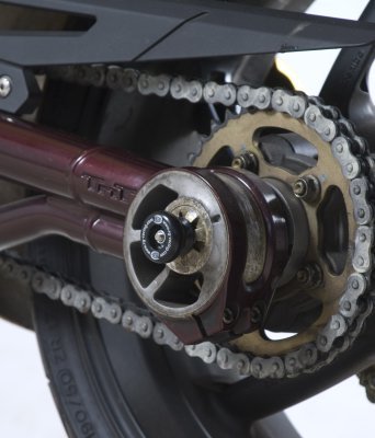 SLIDERY TYLNEJ OSI RG RACING BENELLI 1130 CAFE RACER