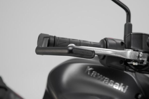 OSŁONA DŹWIGNI SW-MOTECH KAWASAKI MODELS, YAMAHA MT-09 (23-) BLACK