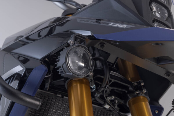 ZESTAW ŚWIATEŁ DROGOWYCH EVO SW-MOTECH BLACK. SUZUKI V-STROM 800DE (22-)