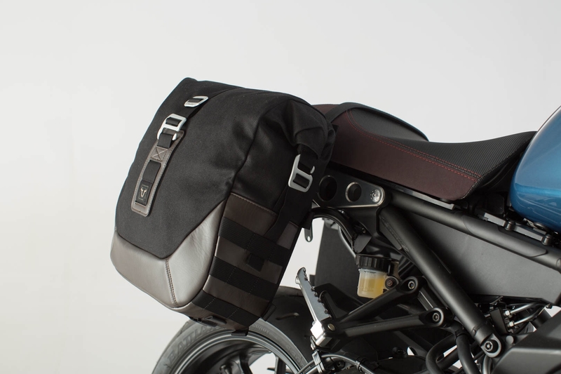 ZESTAW SAKW I STELAŻY LEGEND GEAR SW-MOTECH YAMAHA XSR 900 (15-12) BROWN