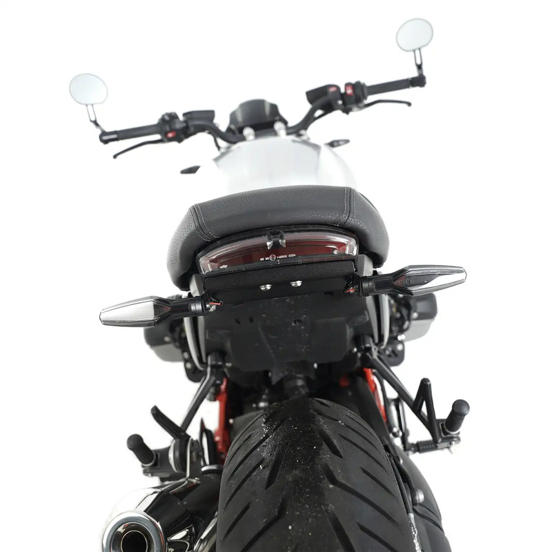 MOCOWANIE TABLICY REJESTRACYJNEJ RG RACING BMW R12 NINET 24- NOT FOR US-SPEC BIKES