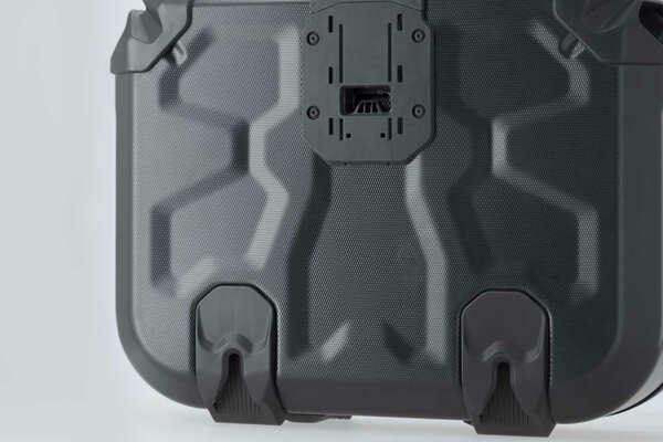 ZESTAW KUFRÓW BOCZNYCH SW-MOTECH DUSC YAMAHA MT-07 TRACER (16-) 41/41 BLACK