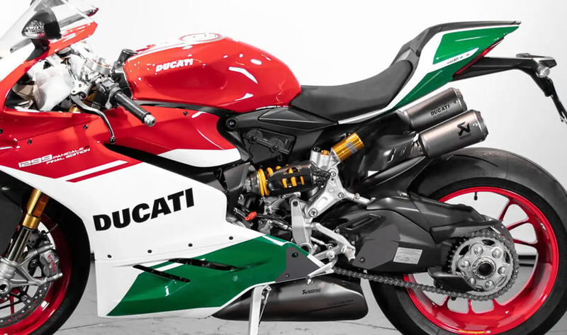 ZESTAW OSŁON PRZECIWBŁOTNYCH RG RACING EAZI-GRIP SCUFF GUARD KIT DUCATI PANIGALE 1199 12- 24 PANIGAL