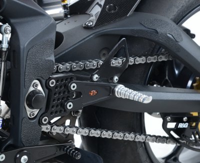 OSŁONA WAHACZA RG RACING TRIUMPH 675 DAYTONA 13-, 5 CZĘŚCI BLACK