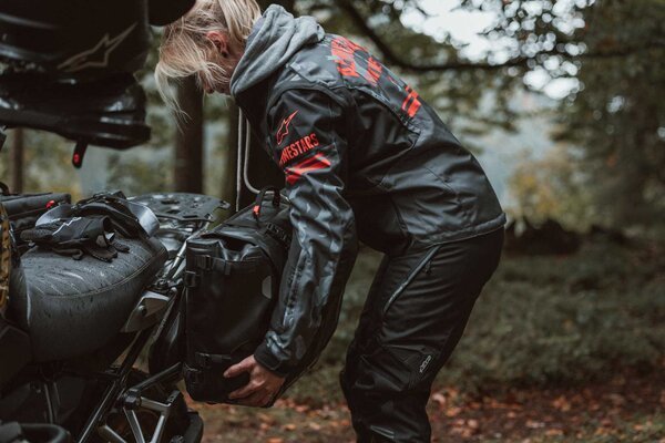 ZESTAW SAKW I STELAŻY SYSBAG L/L SW-MOTECH BMW R 1300 R / R 1300 RS (25-)