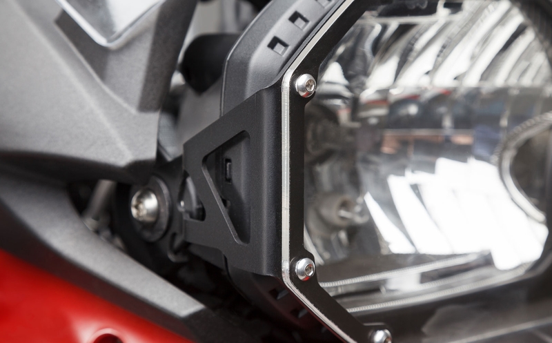 OSŁONA REFLEKTORA SW-MOTECH BMW F700GSF800GS/ADVBLACK