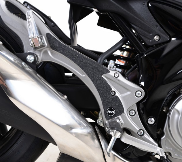 OSŁONA WAHACZA RG RACING SUZUKI GLADIUS 09-, 2 CZĘŚCI BLACK