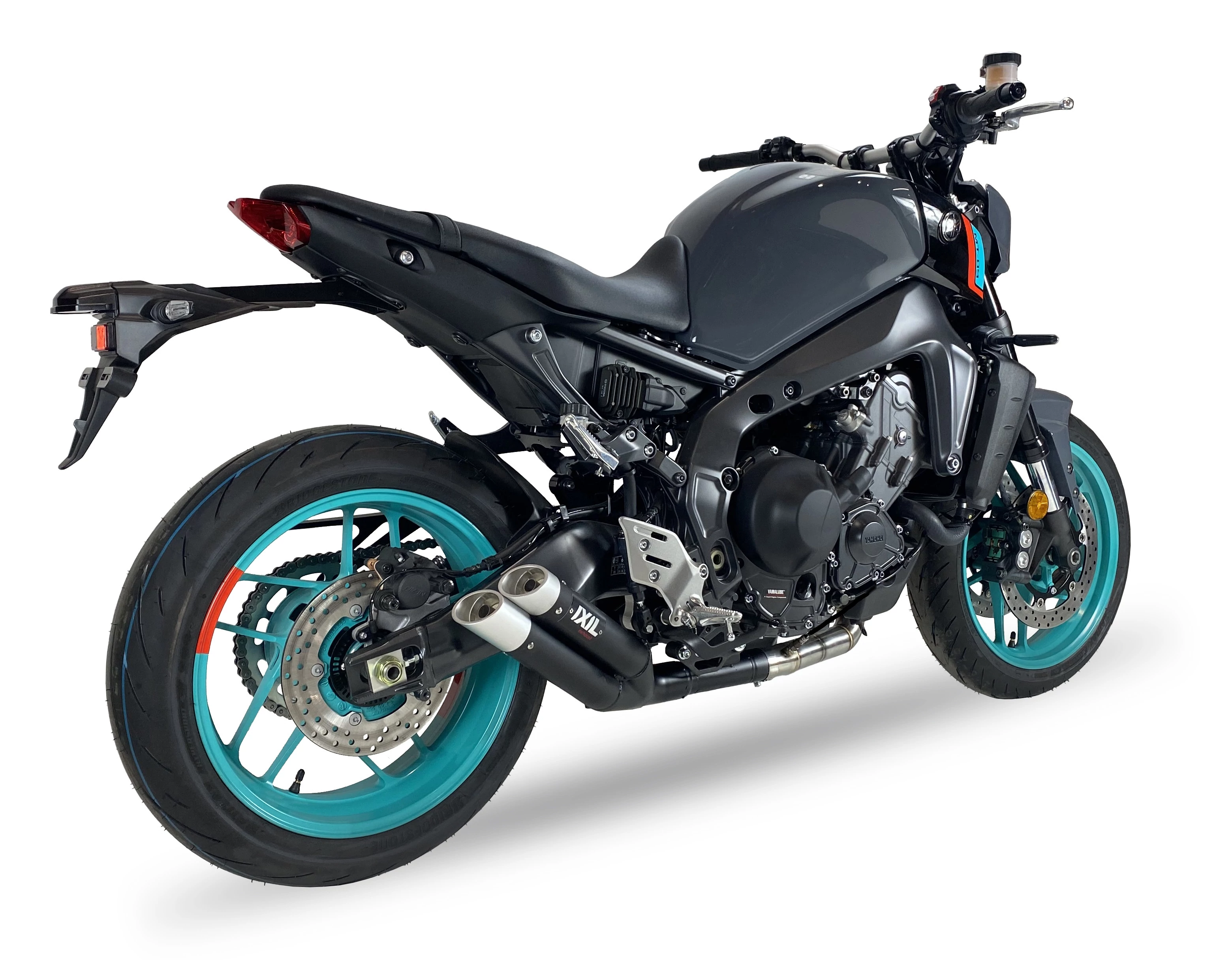 IXIL Układ wydechowy, tłumik YAMAHA MT-09 24-25 (RN87 RN88 RN89 RN90 RN91 RN92) typ L3XB FULL SYSTEM - DUAL HYPERLOW BLACK XL