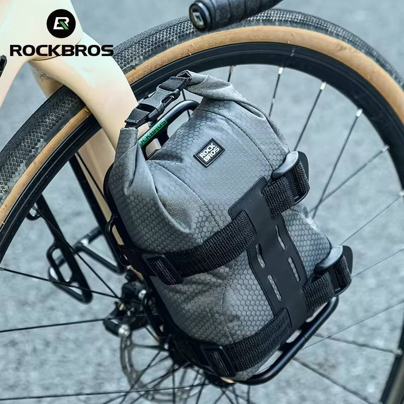 Rockbros torba, sakwa na przedni widelec + zestaw do montażu. Regulowana pojemność 2-2,7L