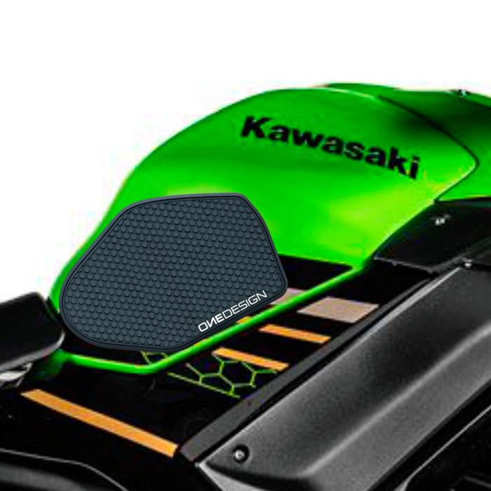 ONEDESIGN Grip Boczny HDR NINJA 650 17-24 / NINJA 650 KRT ED. 17-19 / NINKA 650 PERFORMANCE 21-24 / 650 4th ANN.ED. 24 / 650 SPO