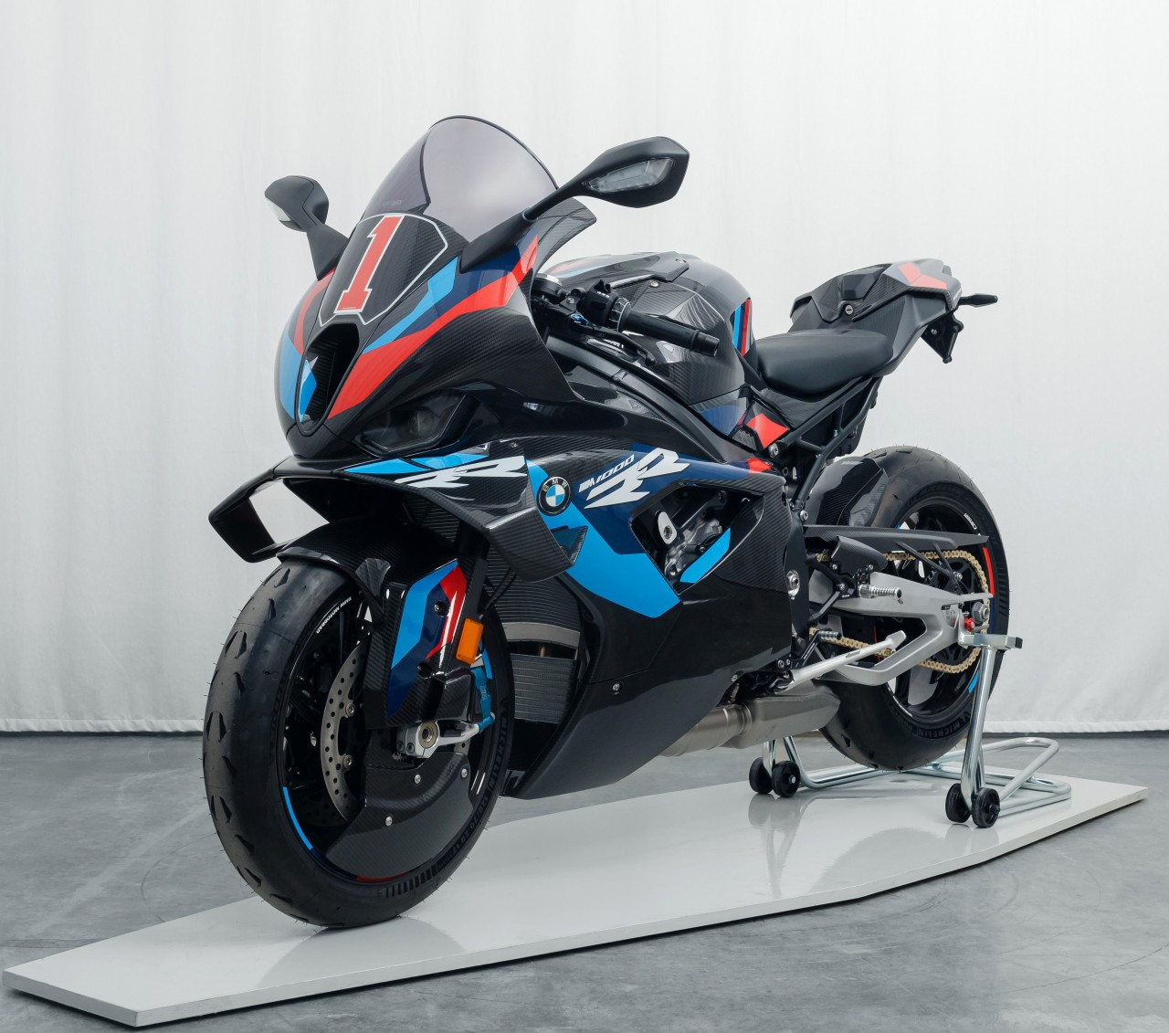 Szyba motocyklowa MRA BMW M1000 RR SM99 2023-2024, forma OM, bezbarwna