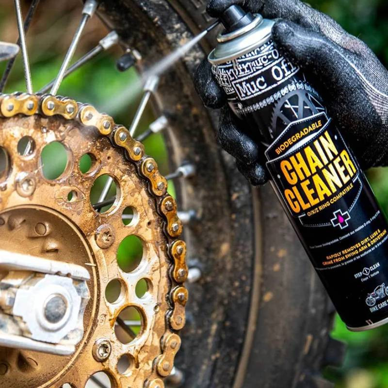 Spray do czyszczenia łańcucha, chaincleaner biodegradowalny 400ML MUC-OFF
