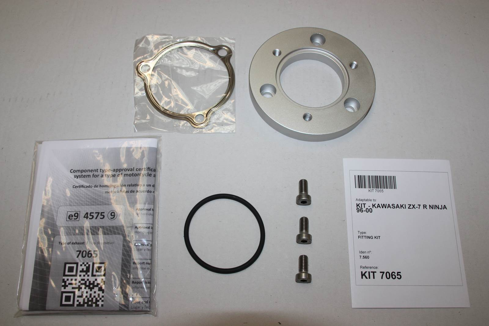 Tłumik IXIL KAWASAKI ZX-7 R NINJA 96-99 (ZX750P) typ SOVE (waga: 3000g, długość: 423 mm., materiał: Inox AISI304, kolor: Black p