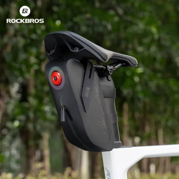 Sakwa podsiodłowa, torba rowerowa z tylną lampką LED Rockbros 30130088