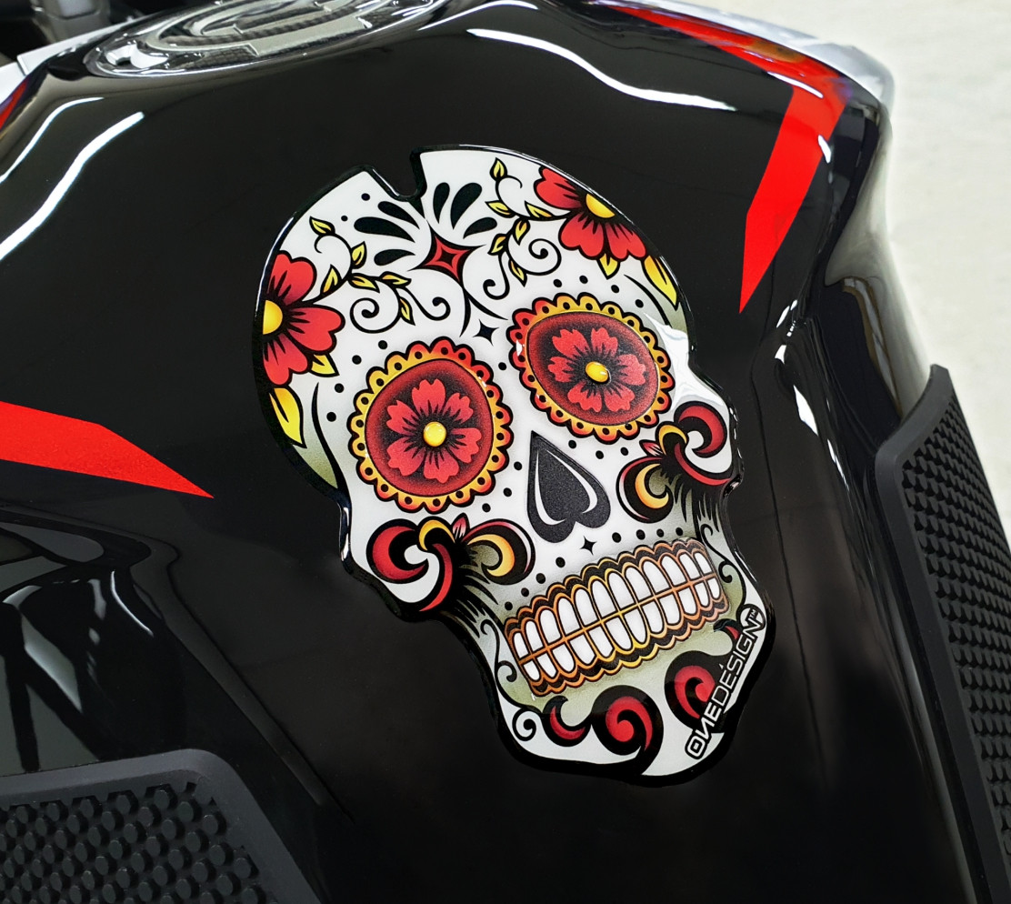 ONEDESIGN Tankpad czerwony Skull with domed zones