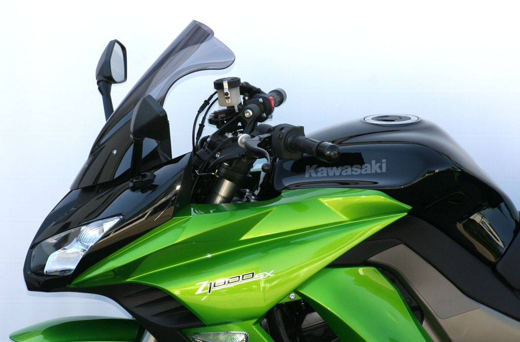 Szyba motocyklowa MRA KAWASAKI Z 1000 SX ZXT00G/ZXT00L/ZXT00M 2011-2016, forma R, czarna