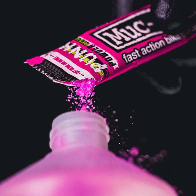 Środek do czyszczenia mycia motocykla, roweru, samochodu w proszku Punk Powder - 4 saszetki w zestawie MUC-OFF