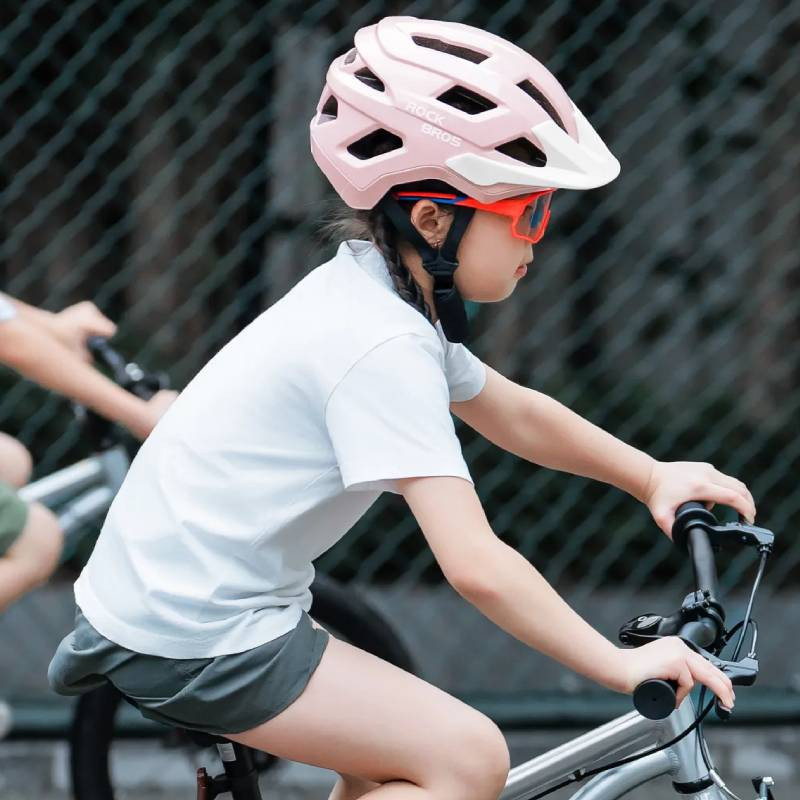 Kask rowerowy regulowany, lekki i bezpieczny MTB Rockbros 100050004 LK-67 różowy