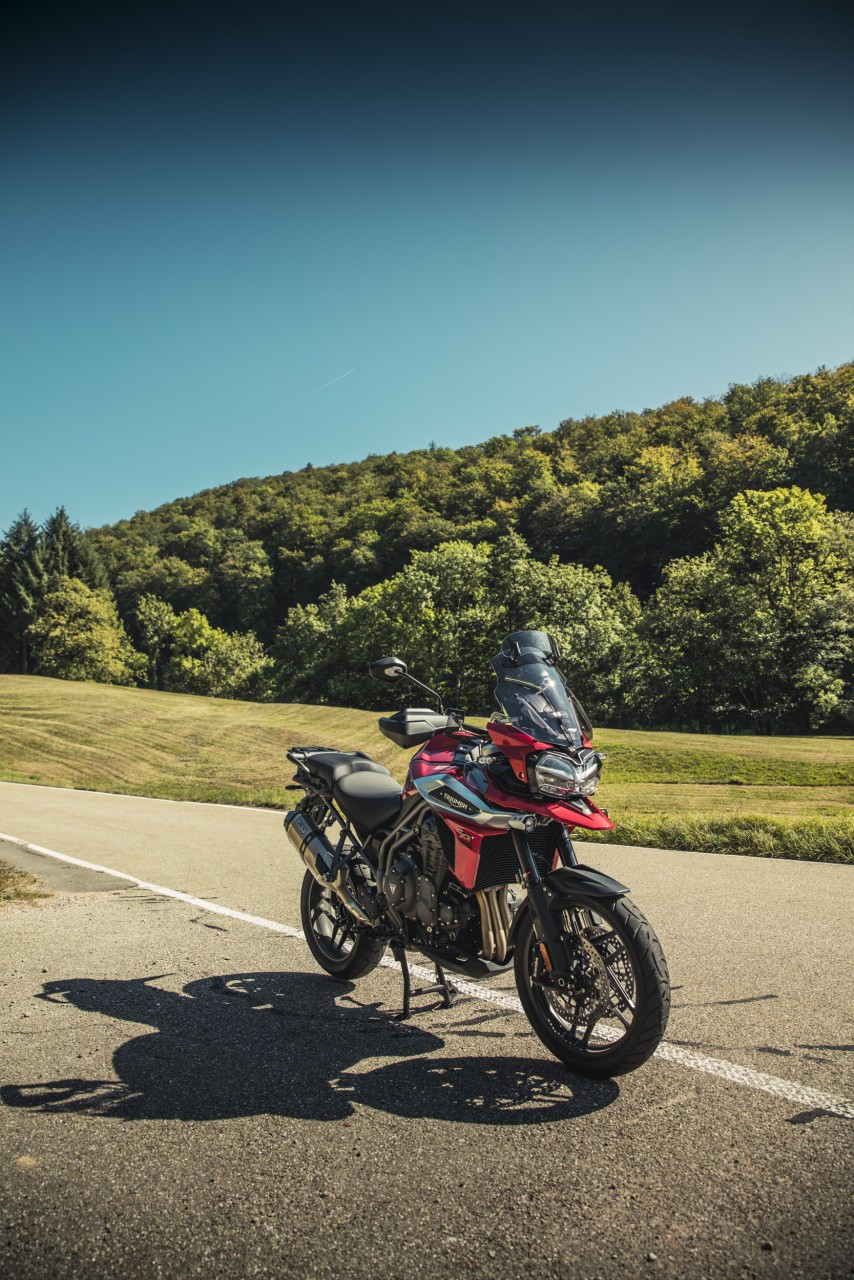 Szyba motocyklowa MRA TRIUMPH TIGER 1200 /XC /XR V201 , V301 2016-2021, forma VTM, przyciemniana