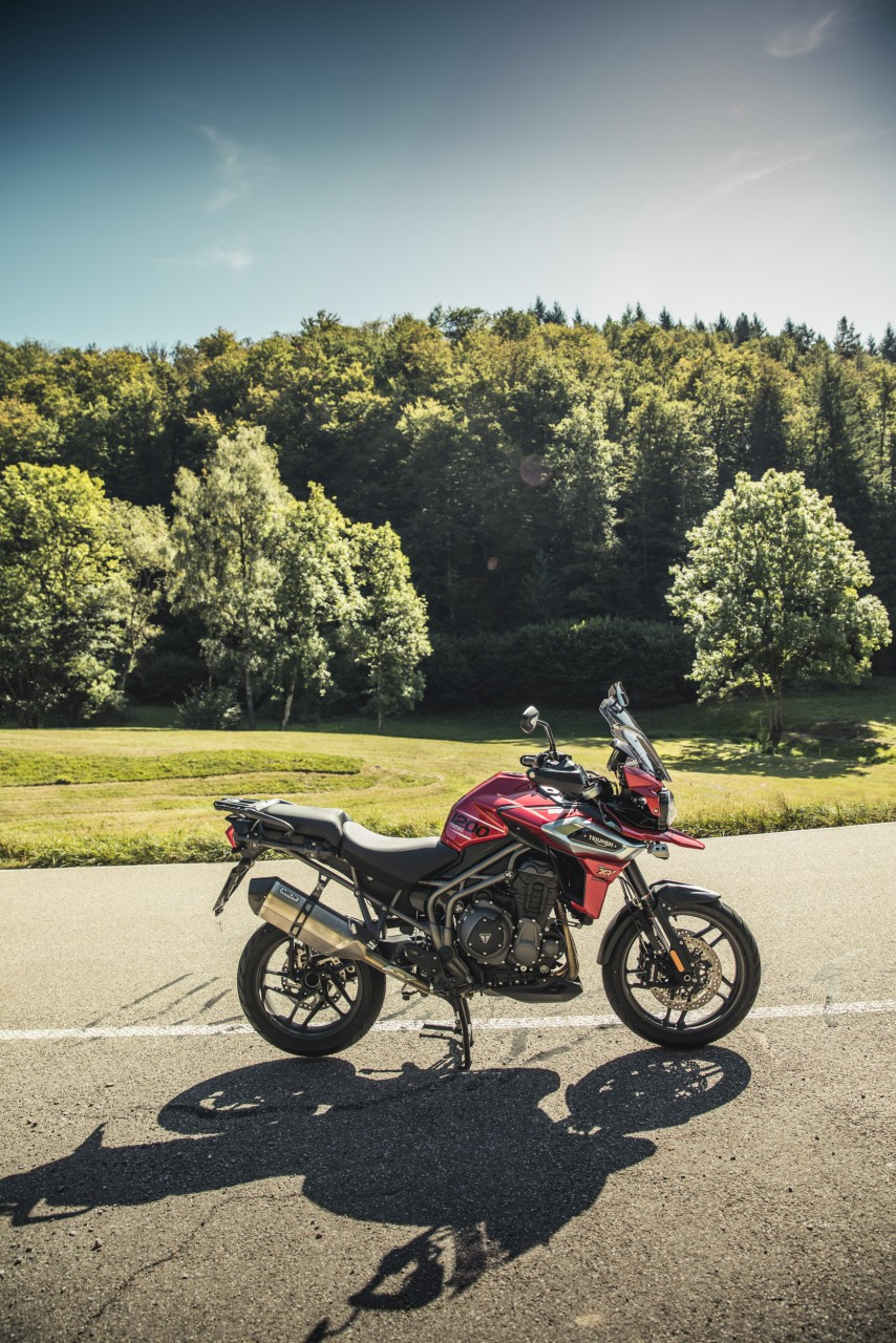 Szyba motocyklowa MRA TRIUMPH TIGER 1200 /XC /XR V201 , V301 2016-2021, forma VTM, przyciemniana