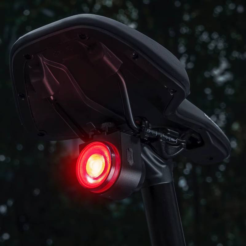 Lampka tylna rowerowa LED z alarmem i klaksonem – antykradzieżowa Rockbros A8 PRO