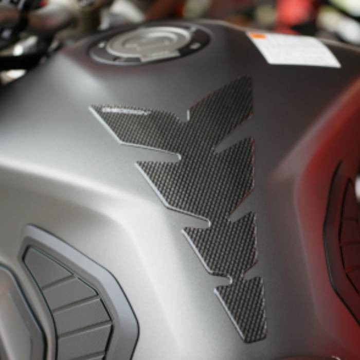 ONEDESIGN Tankpad Moon Slim carbon