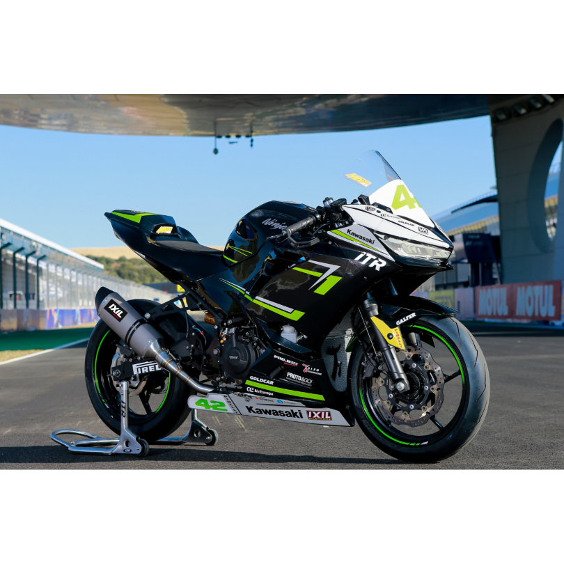 Tłumik IXIL KAWASAKI Z 400 19-23 (ER400D/F) typ VTI (waga: 1500g, długość: 393 mm., materiał: Titanium, kolor: Bright resin) FUL